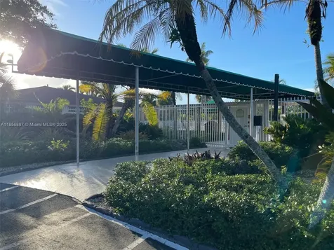 6501 SW 112th Court Miami FL 33173