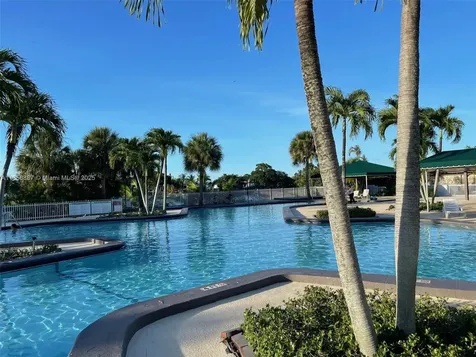 6501 SW 112th Court Miami FL 33173