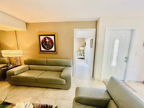 6501 SW 112th Court Miami FL 33173