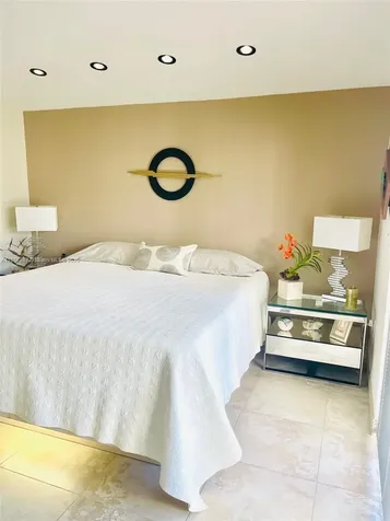 6501 SW 112th Court Miami FL 33173