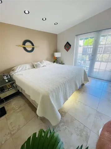 6501 SW 112th Court Miami FL 33173