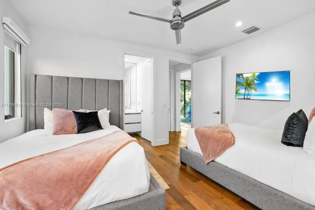 310 SE 11th Avenue Fort Lauderdale FL 33301