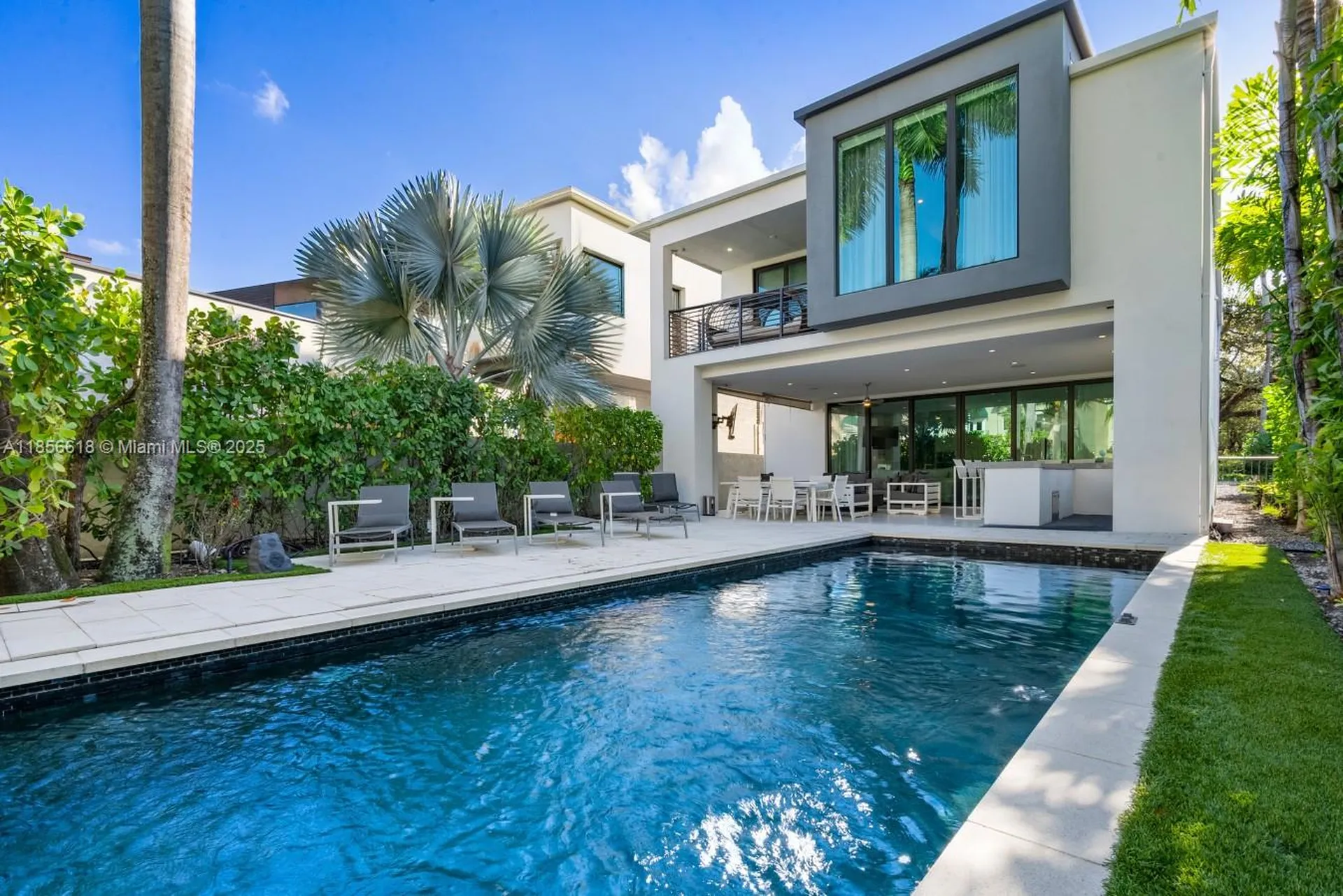 310 SE 11th Avenue Fort Lauderdale FL 33301