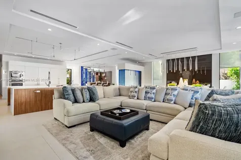 310 SE 11th Avenue Fort Lauderdale FL 33301