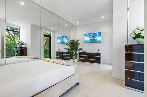 310 SE 11th Avenue Fort Lauderdale FL 33301