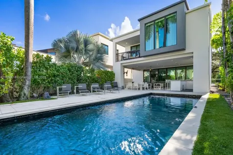 310 SE 11th Avenue Fort Lauderdale FL 33301