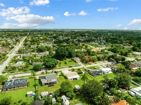 512 NW 13th Street Homestead FL 33030