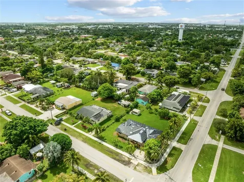 512 NW 13th Street Homestead FL 33030