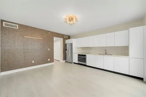 435 21st Street Miami Beach FL 33139