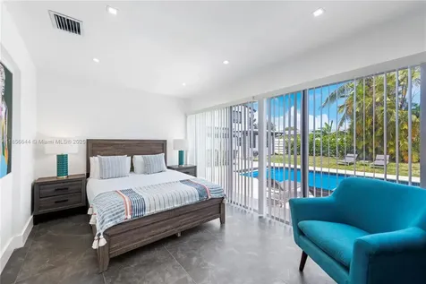 4322 Polk Street Hollywood FL 33021