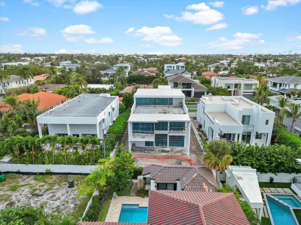 344 NE 2nd Street Boca Raton FL 33432