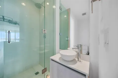 480 NE 31st Street Miami FL 33137