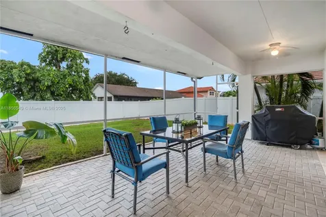 400 NW 202nd Way Pembroke Pines FL 33029