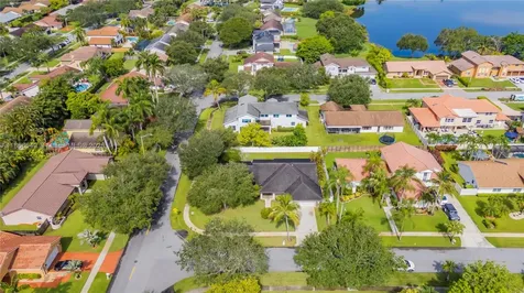 400 NW 202nd Way Pembroke Pines FL 33029