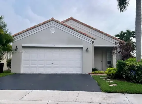 4370 Pine Ridge Court Weston FL 33331