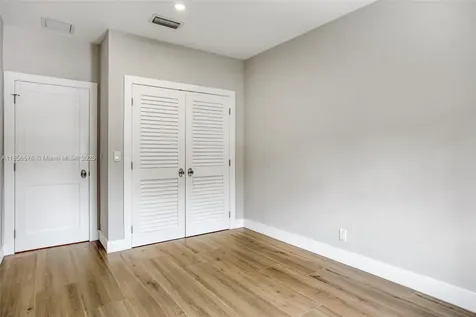 2350 SW 24th Terrace Miami FL 33145