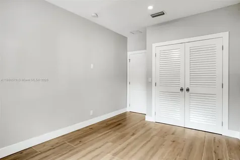 2350 SW 24th Terrace Miami FL 33145