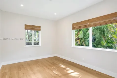 2350 SW 24th Terrace Miami FL 33145