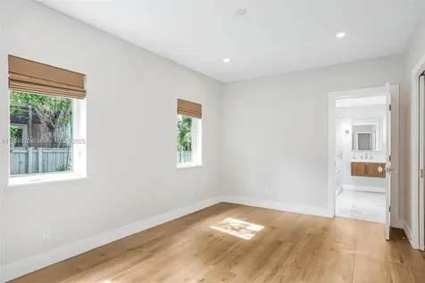 2350 SW 24th Terrace Miami FL 33145