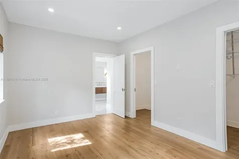 2350 SW 24th Terrace Miami FL 33145