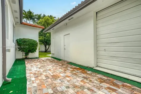 2350 SW 24th Terrace Miami FL 33145