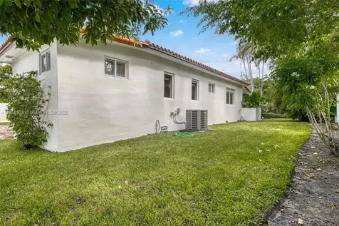 2350 SW 24th Terrace Miami FL 33145
