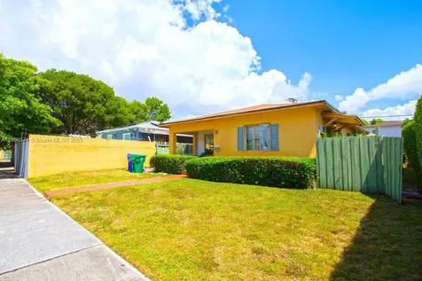 2385 SW 22nd Terrace Miami FL 33145