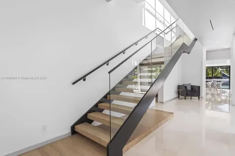 418 Sunset Drive Hallandale Beach FL 33009