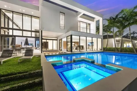 418 Sunset Drive Hallandale Beach FL 33009