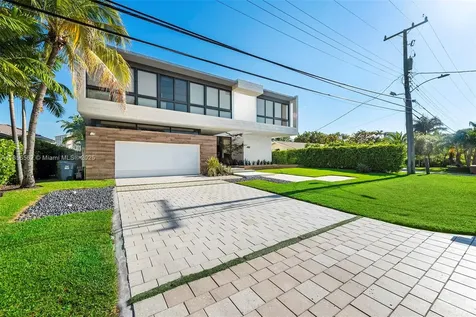 418 Sunset Drive Hallandale Beach FL 33009