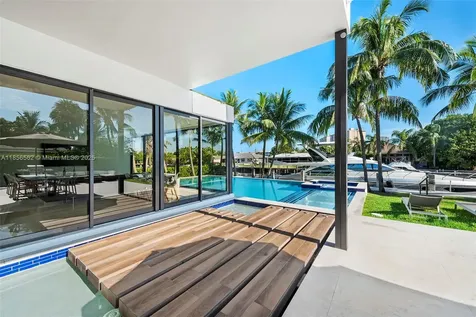 418 Sunset Drive Hallandale Beach FL 33009