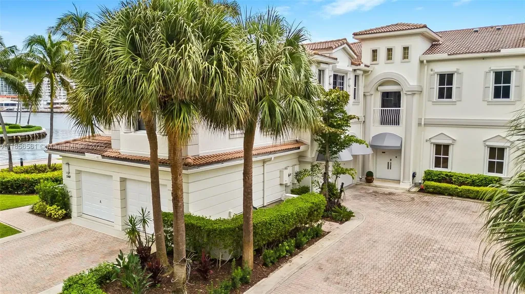 21405 NE 38th Avenue Aventura FL 33180