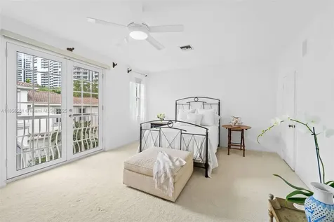 21405 NE 38th Avenue Aventura FL 33180