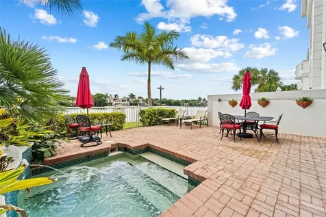21405 NE 38th Avenue Aventura FL 33180