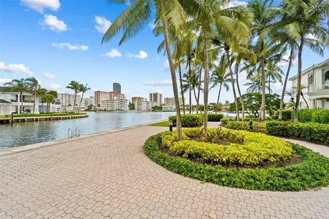 21405 NE 38th Avenue Aventura FL 33180