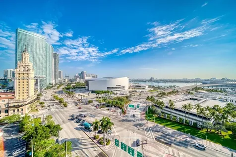 398 NE 5th Street Miami FL 33132