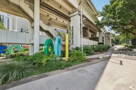 398 NE 5th Street Miami FL 33132