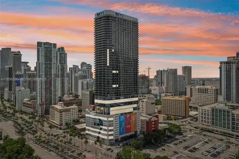 398 NE 5th Street Miami FL 33132