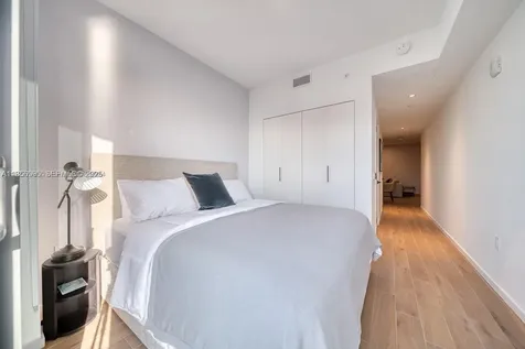 398 NE 5th Street Miami FL 33132