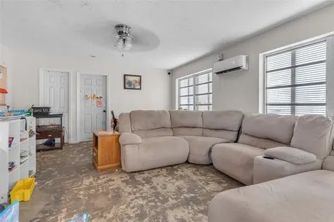 15022 SW 297th Terrace Homestead FL 33033