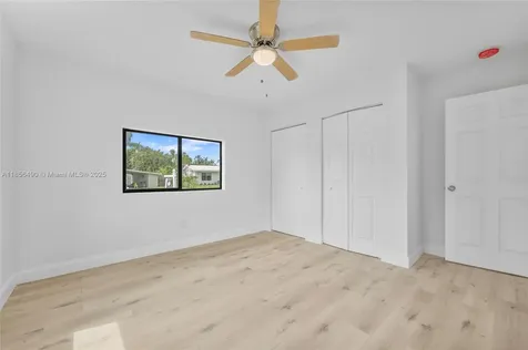 949 SE 5th Street Deerfield Beach FL 33441