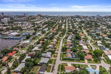 949 SE 5th Street Deerfield Beach FL 33441