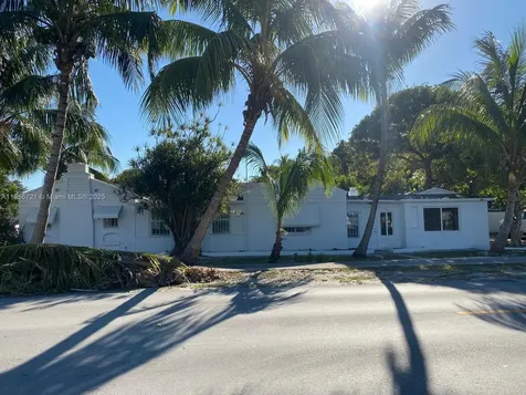 894 NW 108th Street Miami FL 33168