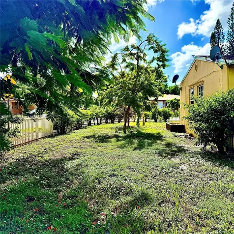 17001 NE 6th Court North Miami Beach FL 33162