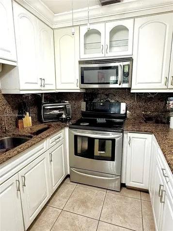 17001 NE 6th Court North Miami Beach FL 33162