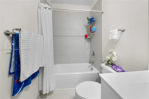 3310 W 114th Terrace Hialeah FL 33018