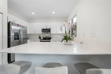 3310 W 114th Terrace Hialeah FL 33018