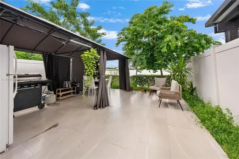 3310 W 114th Terrace Hialeah FL 33018
