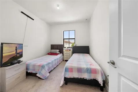 3310 W 114th Terrace Hialeah FL 33018