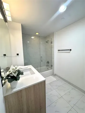16385 Biscayne Boulevard Sunny Isles Beach FL 33160